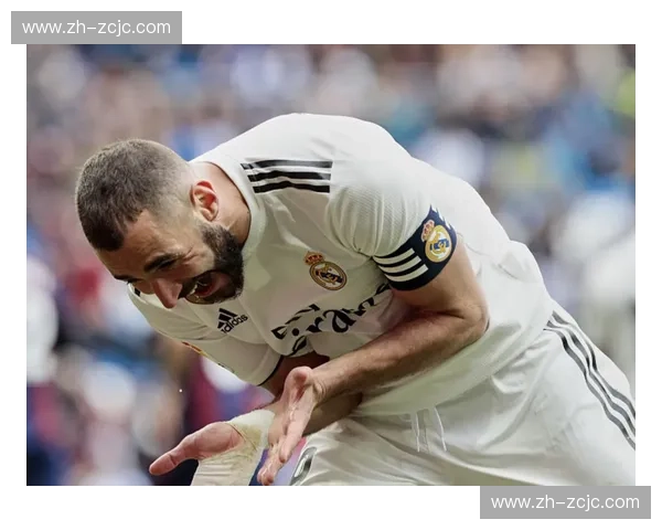 马赛近期防线不稳 连续失分导致争四形势陷入被动 马赛近期防线不稳 连续失分导致争四形势陷入被动